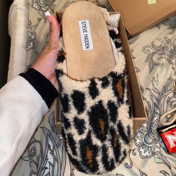 Steve Madden Clogs - Picture 3 of 3